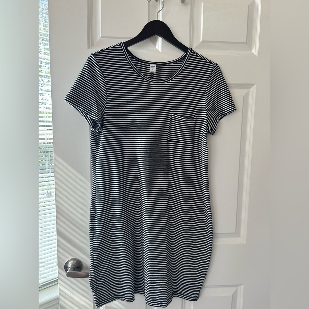 Old Navy T-Shirt Dress